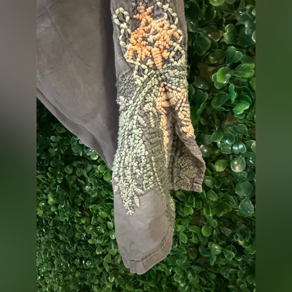 Johnny Was Gray Tunic Top with Orange Embroidery - Picture 4 of 13